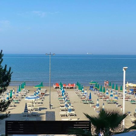 Rumar Hotel Durrës 外观 照片