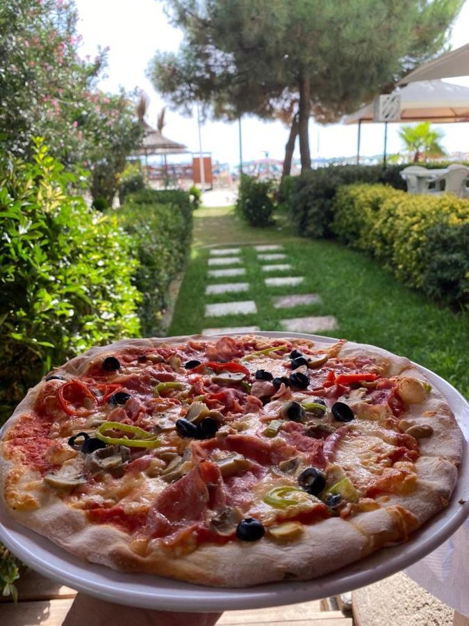 Rumar Hotel Durrës 外观 照片