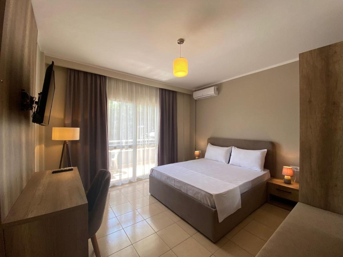 Rumar Hotel Durrës 外观 照片